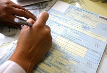 Работающим пенсионерам Коми в возрасте 65 лет и старше Фонд соцстраха оплатит больничные по 20 января 2021 года