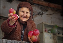 По другому она не умела...